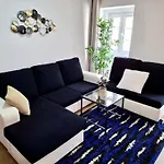 Big, Cozy, Central Flat