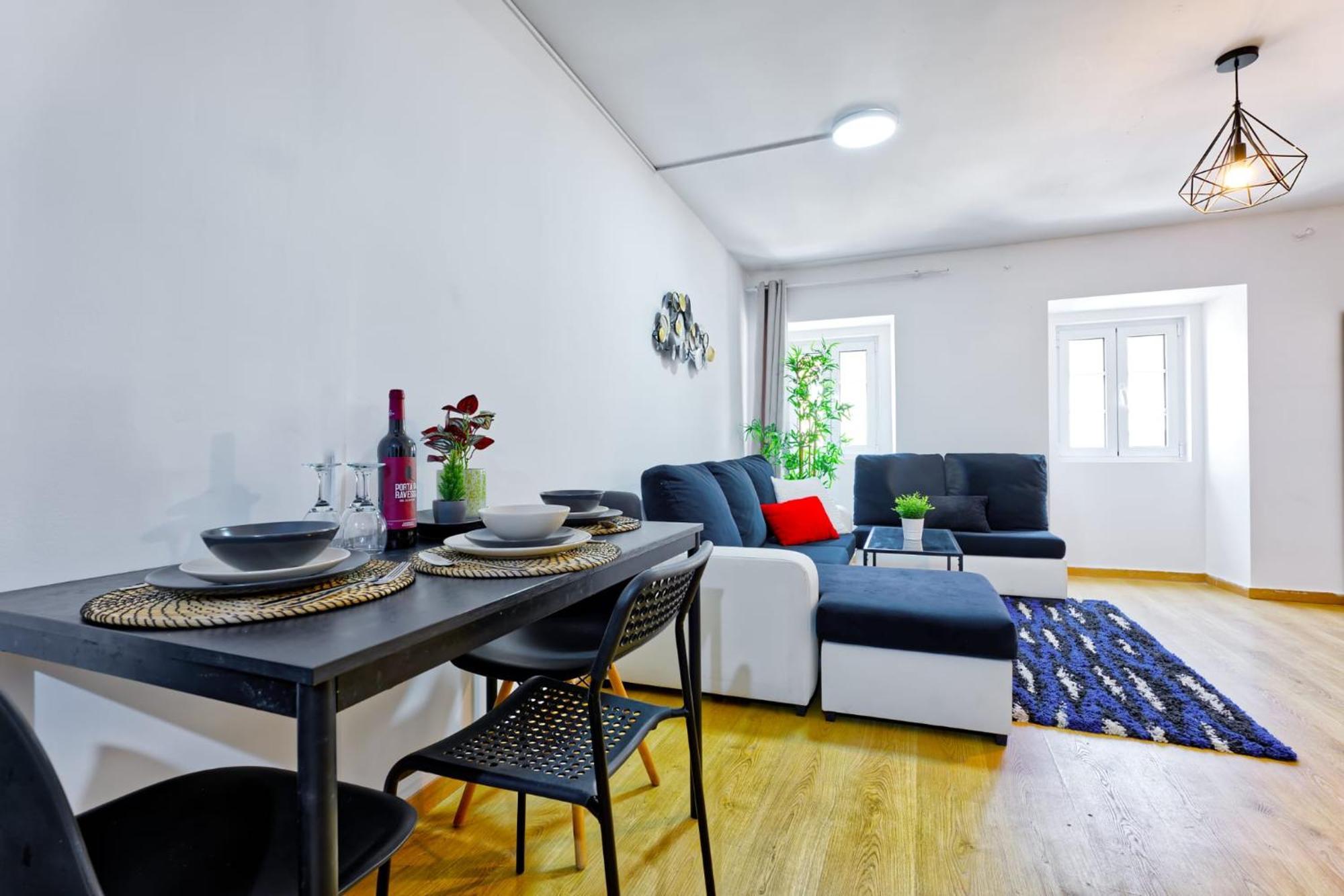 Big, Cozy, Flat Lisboa