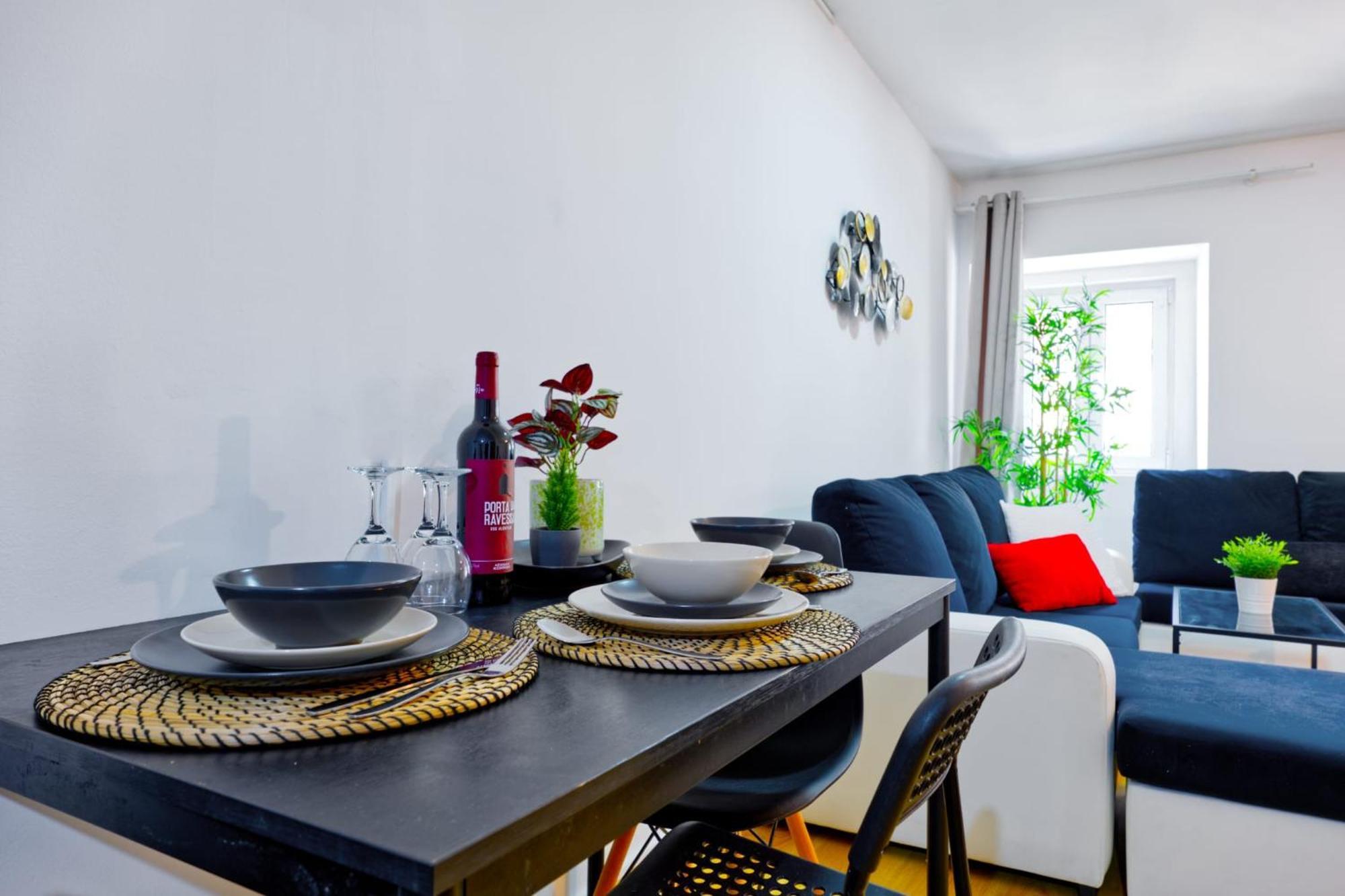 Big, Cozy, Flat *